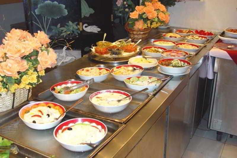 Shezan Hotel Доха Екстериор снимка
